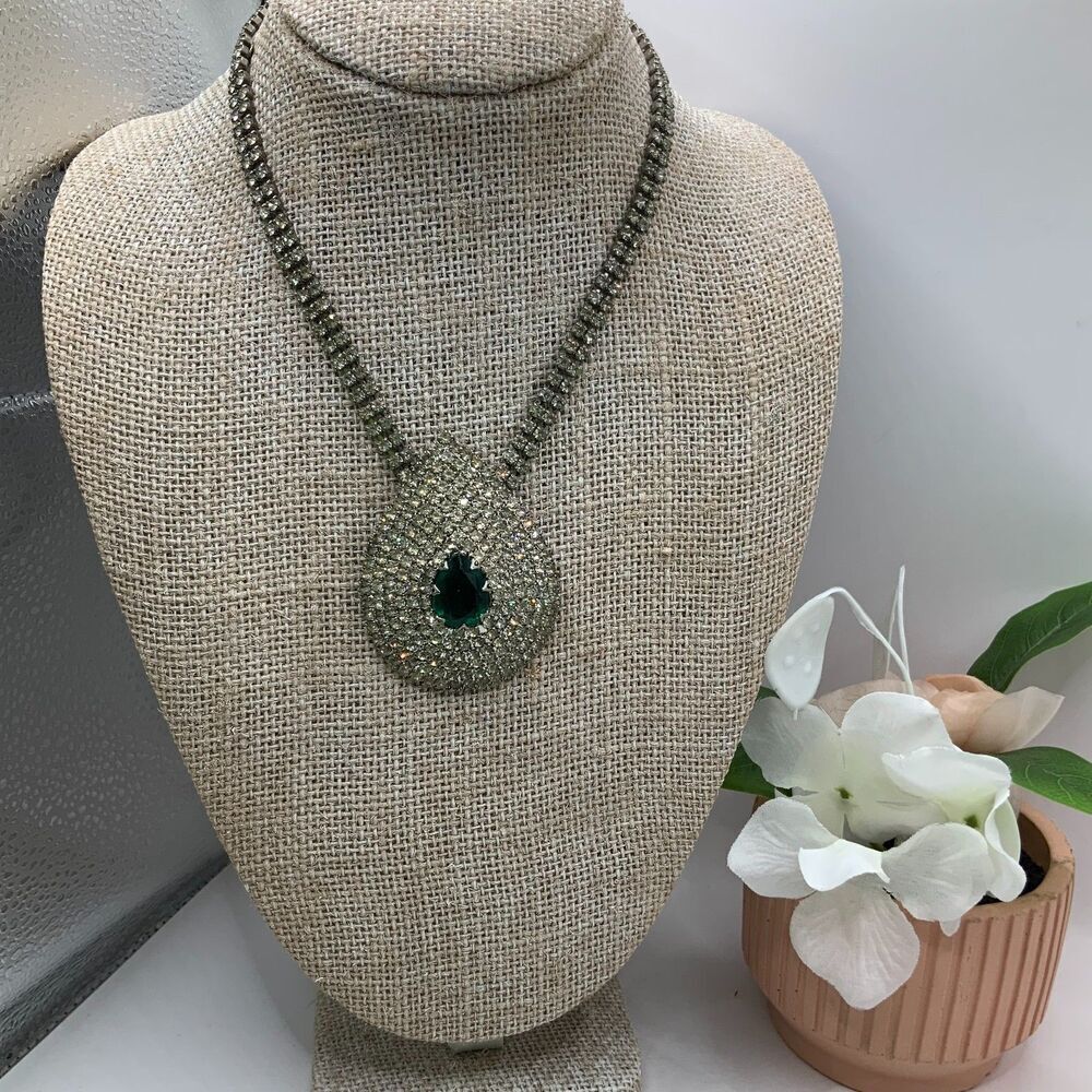 Celebrity NY Vintage Glass Green Stone Teardrop Crystal Necklace Brooch - Picture 9 of 9